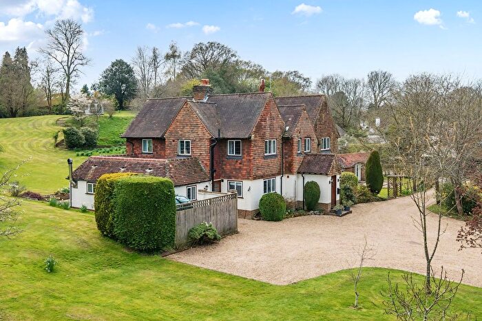 4 Bedroom Detached House For Sale In West Mare Lane, Pulborough, RH20