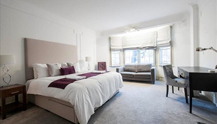 4 Bedroom Apartment To Rent In Strathmore Court, Park Road, St Johns Wood, London, NW8
