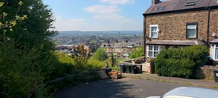 4 Bedroom End Of Terrace House To Rent In Barmouth Terrace, Bradford, BD3