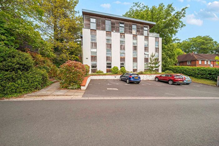 1 Bedroom Flat To Rent In Sparkford Road, Orchard House Sparkford Road, SO22