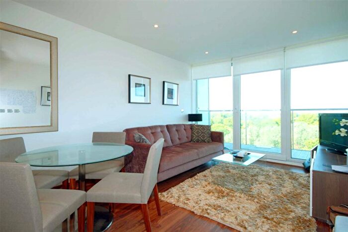 1 Bedroom Apartment To Rent In Lanson Building, Queenstown Road, London, SW11