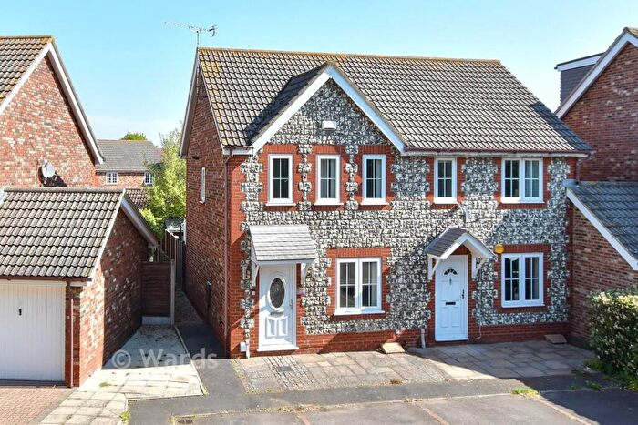 2 Bedroom Semi-Detached House For Sale In Rowmarsh Close, Northfleet, Gravesend, Kent, DA11