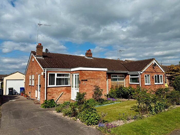 2 Bedroom Bungalow For Sale In Orchard Way, Cogenhoe, Northampton, NN7