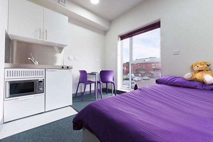 1 Bedroom Private Hall To Rent In Spark Street, Stoke-on-Trent, ST4