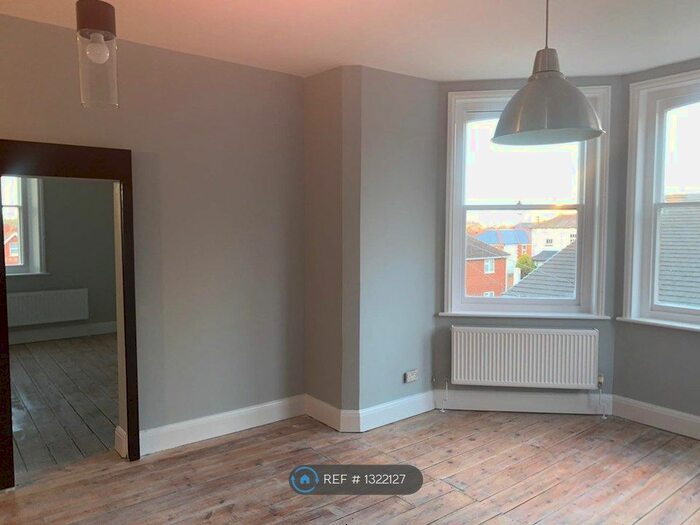 2 Bedroom Flat To Rent In Argyle Road, Reading RG1