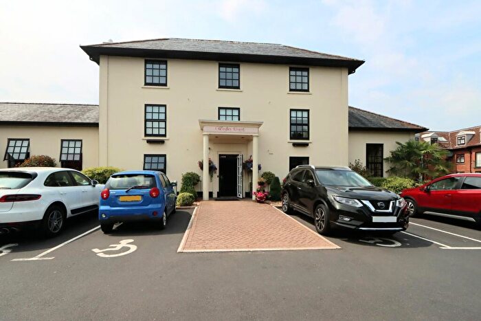 1 Bedroom Apartment For Sale In Austcliffe Lane, Cookley, Kidderminster, DY10