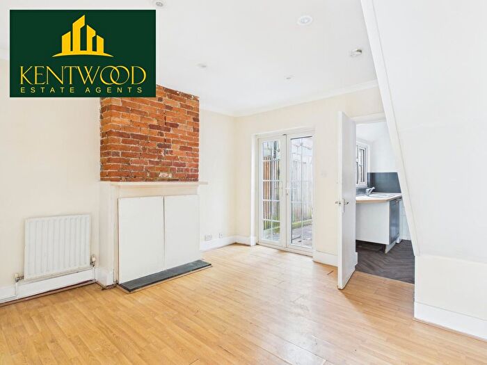 3 Bedroom Terraced House To Rent In Egham Hill, Egham, TW20