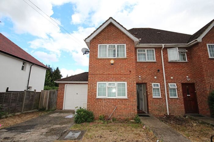 6 Bedroom Semi-Detached House To Rent In Lime Grove, Hayes, UB3