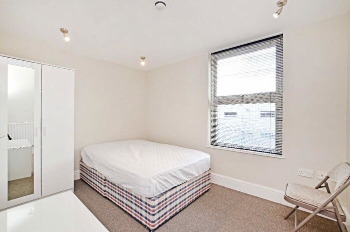 5 Bedroom House To Rent In Edmund Road, Sheffield, S2
