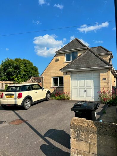 6 Bedroom Detached House To Rent In The Hollow, Bath, BA2