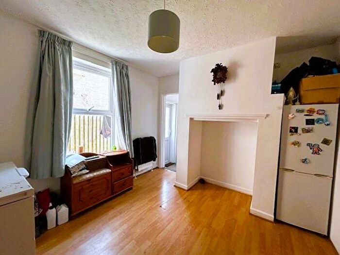 5 Bedroom House To Rent In Cavendish Road, Felixstowe, IP11