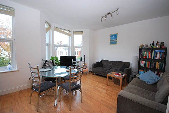 2 Bedroom Flat To Rent In Arodene Road, Brixton, SW2