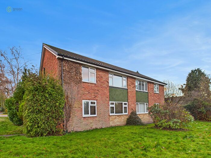 2 Bedroom Maisonette For Sale In Wilkinson Close, Sutton Coldfield, B73