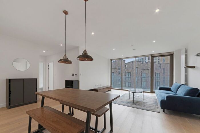 2 Bedroom Flat To Rent In Commodore House, Royal Wharf, London, E16