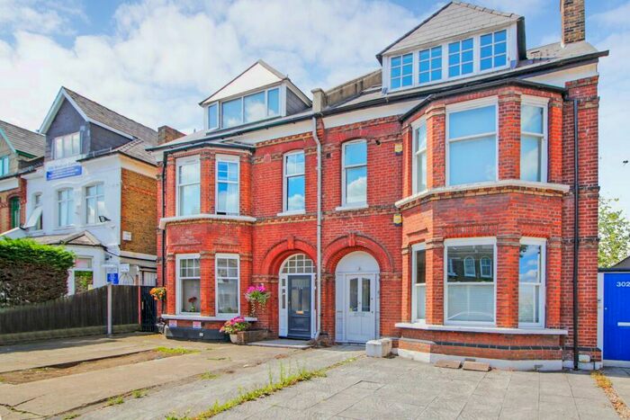 1 Bedroom Flat To Rent In Lordship Lane, SE22