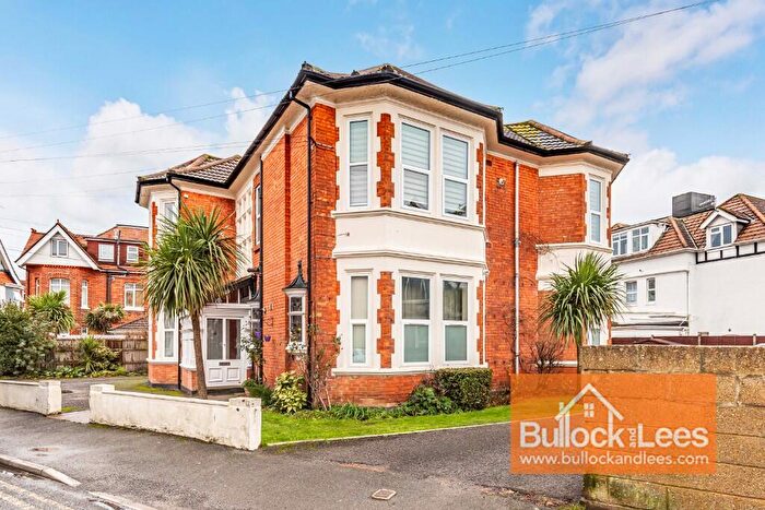 2 Bedroom Flat For Sale In Cecil Road, Bournemouth, Dorset, BH5