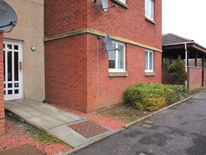 2 Bedroom Flat To Rent In Burnvale, Livingston, West Lothian, EH54