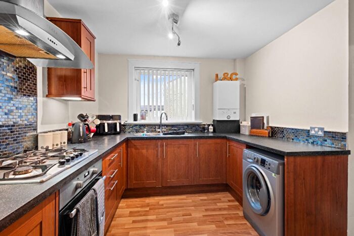 3 Bedroom End Of Terrace House For Sale In Craigmark Place, Irvine, North Ayrshire, KA11