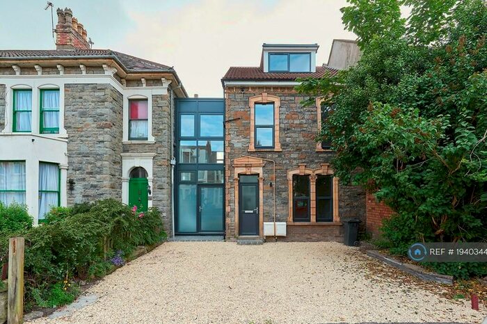 3 Bedroom Maisonette To Rent In Beaconsfield Road, St. George, Bristol, BS5