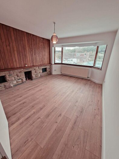 2 Bedroom Semi-Detached Bungalow To Rent In Wentworth Way, Northampton, Northamptonshire, NN2