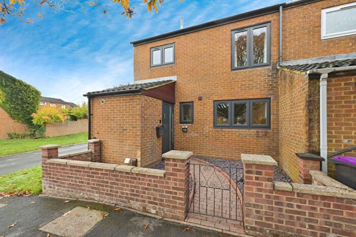 3 Bedroom End Terrace House For Sale In Hamels Drive, Hertford, SG13
