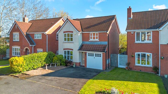 3 Bedroom Detached House For Sale In Ranworth Drive, Lowton, WA3