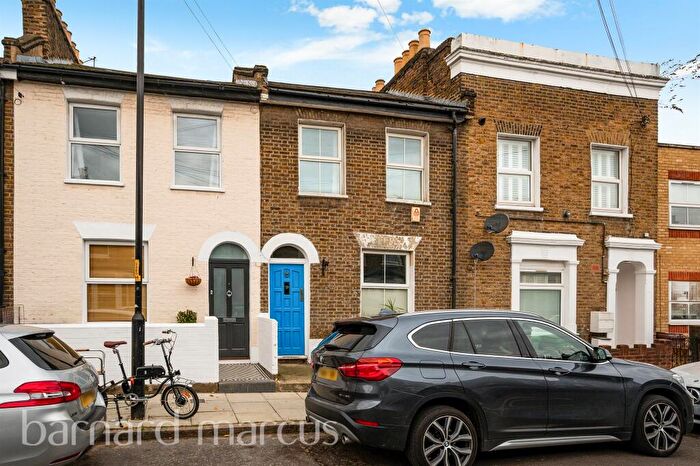 2 Bedroom Terraced House For Sale In Kirkwood Road, London, SE15