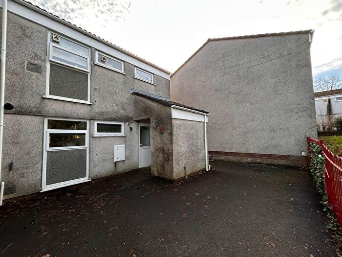 1 Bedroom Flat To Rent In Clas-Yr-Onnen, Waunarlwydd, Swansea, SA5