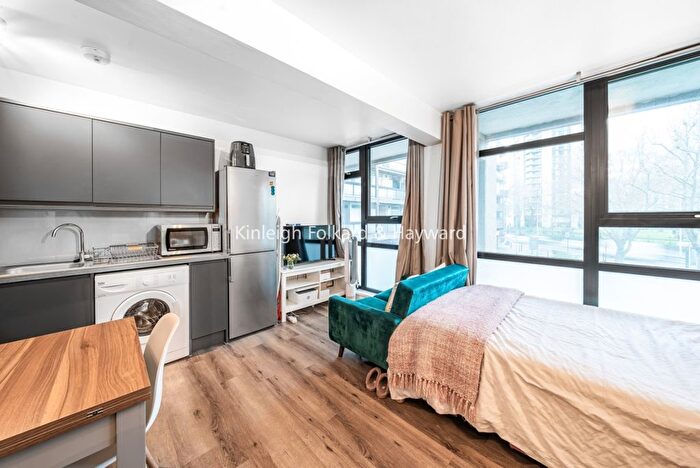 Studio To Rent In Elephant Amp; Castle, Elephant Amp; Castle, London, SE1