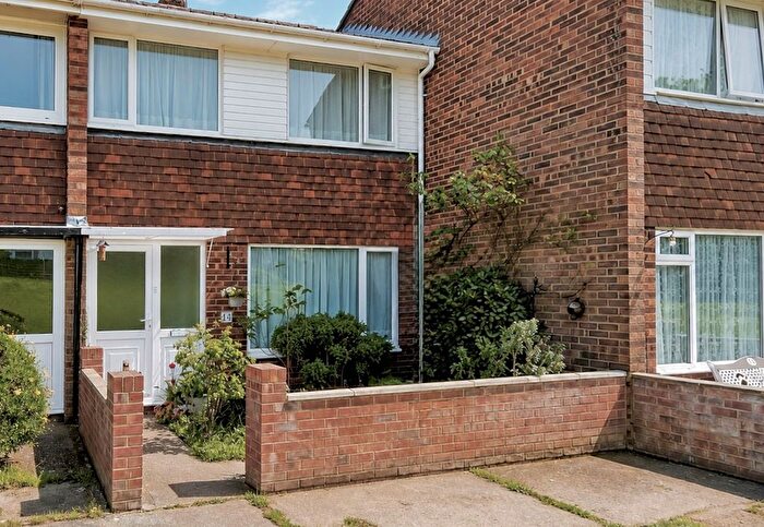 3 Bedroom Property To Rent In Sandcroft Avenue, Ryde, PO33
