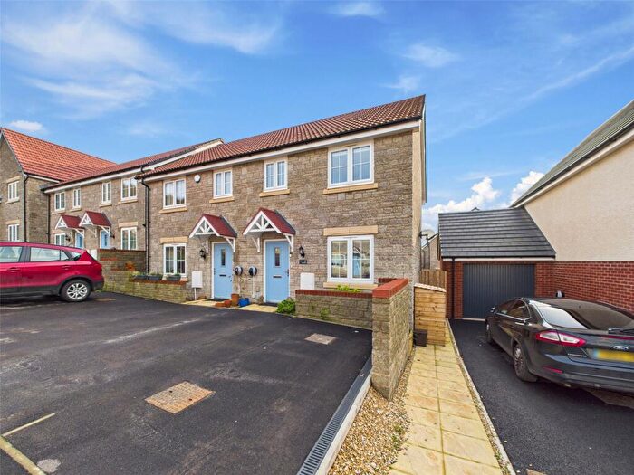 3 Bedroom Semi-Detached House For Sale In Flask Close, Cheddar, Somerset, BS27