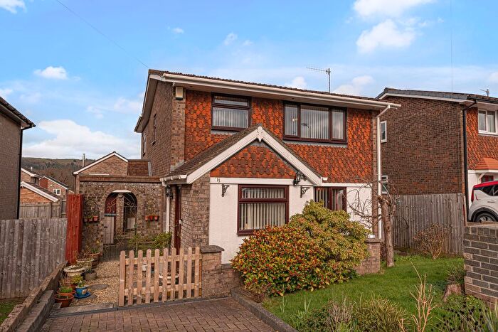 4 Bedroom Detached House For Sale In Alder Close, New Inn, NP4