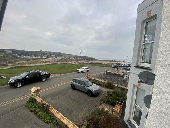 2 Bedroom Flat To Rent In 14b Summerleaze Crescent, Bude, EX23