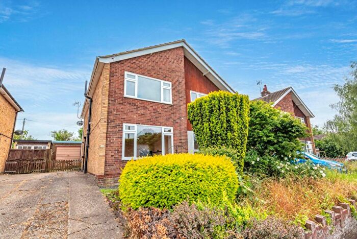 2 Bedroom Semi Detached House For Sale In The Street, Adisham, CT3