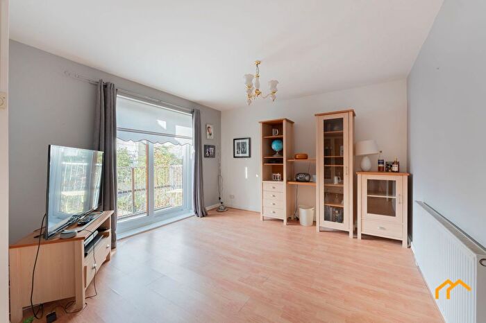 2 Bedroom Flat For Sale In Rowson Street, New Brighton, Wallasey, CH45