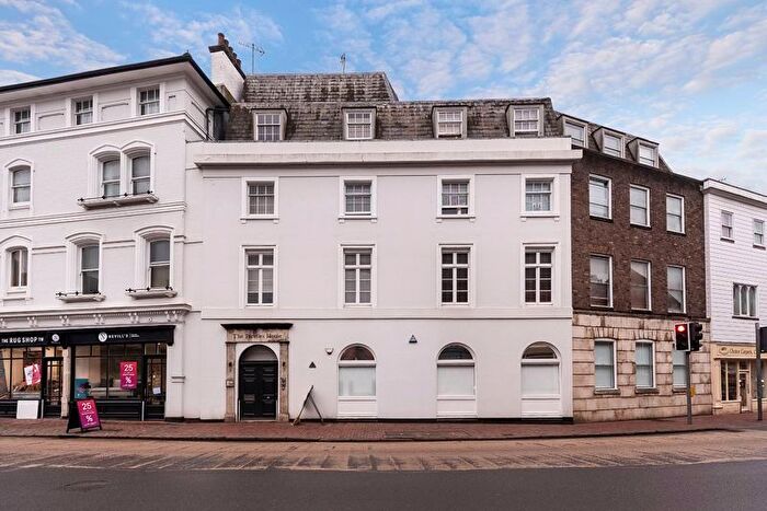 2 Bedroom Flat To Rent In Bedroom Bathroom Flat, Nevill Street, Tunbridge Wells, TN2