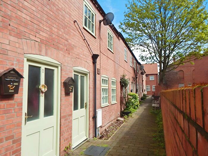 2 Bedroom Terraced House To Rent In Loveridge Mews, Newark, NG24