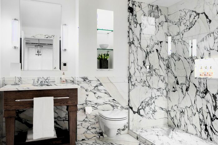 2 Bedroom Flat To Rent In Denman Place, Soho, London, W1D