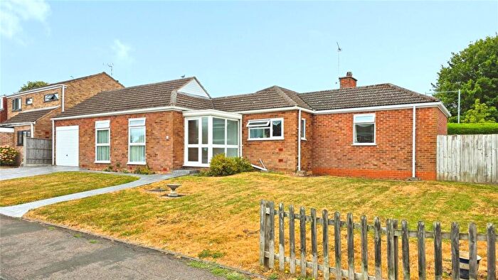 3 Bedroom Bungalow For Sale In Field Barn Road, Hampton Magna, Warwick, Warwickshire, CV35