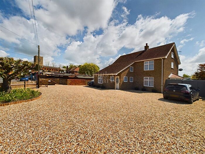 4 Bedroom Detached House For Sale In Bury Road, Hopton, Diss, IP22