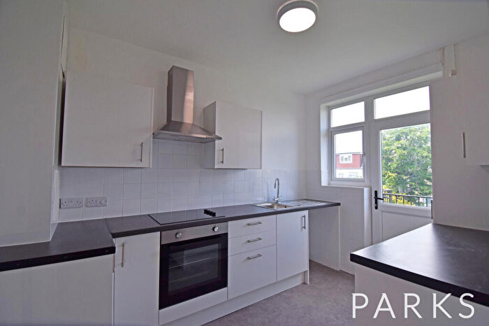 2 Bedroom Apartment To Rent In Davigdor Court, Davigdor Road, Hove, East Sussex, BN3