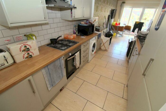 7 Bedroom House To Rent In Maindy Road, Cathays, Cardiff, CF24