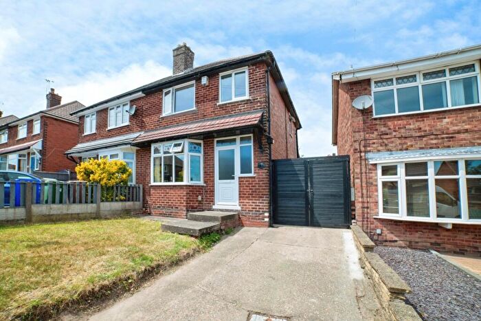 3 Bedroom Semi-Detached House For Sale In Garnon Street, Mansfield, Nottinghamshire, NG18