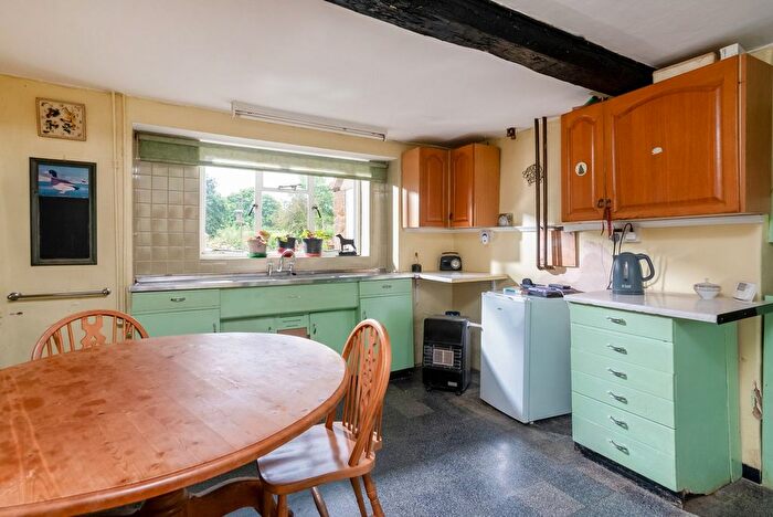 5 Bedroom Detached House For Sale In Barford St. Michael, Banbury, Oxfordshire, OX15