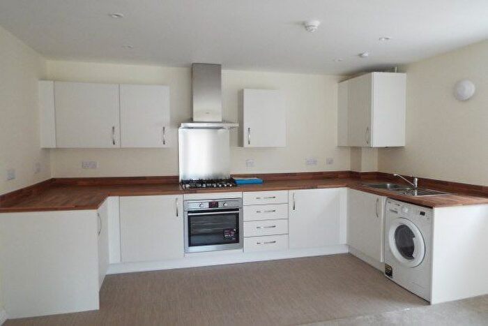 2 Bedroom Flat To Rent In Hulse Road, Southampton, SO15