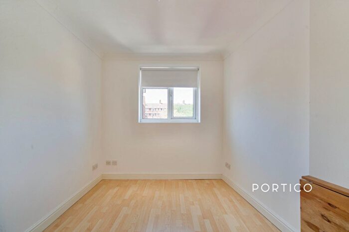 2 Bedroom Maisonette To Rent In Blackstock Road, N5