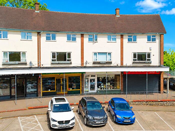3 Bedroom Maisonette To Rent In Chaulden, Hemel Hempstead, HP1
