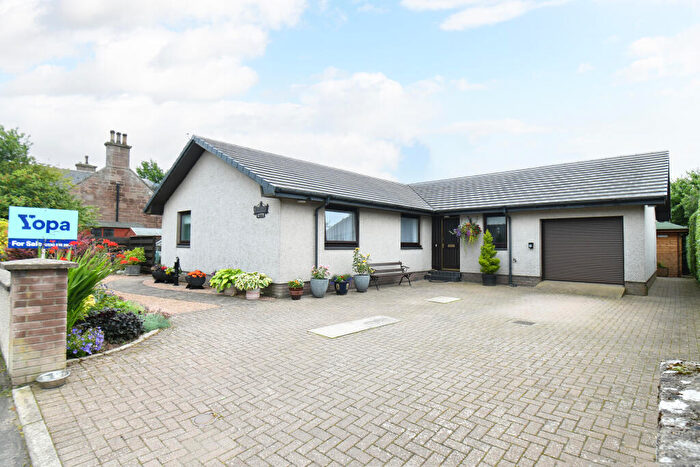 4 Bedroom Bungalow For Sale In Blackiemuir Avenue, Laurencekirk, AB30