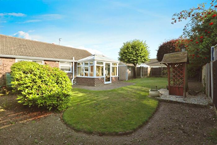 2 Bedroom Detached Bungalow For Sale In Wellington Grove, Bawtry, Doncaster, DN10