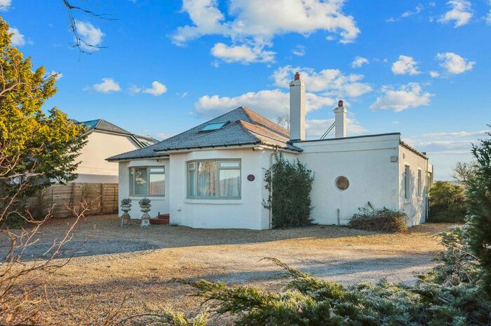 3 Bedroom Detached Bungalow For Sale In Balmore Road, Bardowie, East Dunbartonshire, G62